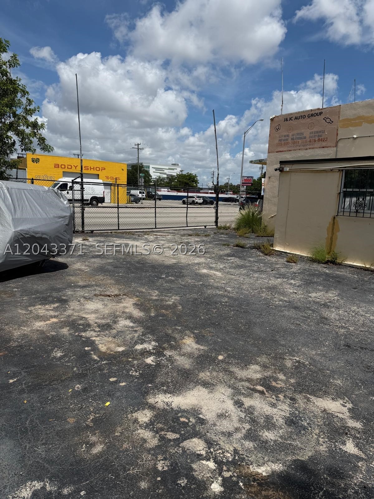 3445 NW 27th Ave