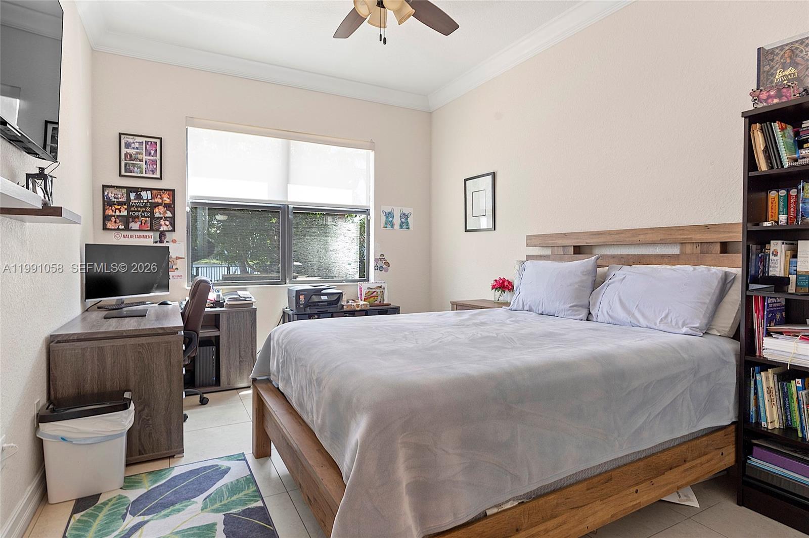 PEMBROKE LAKES SOUTH - Residential