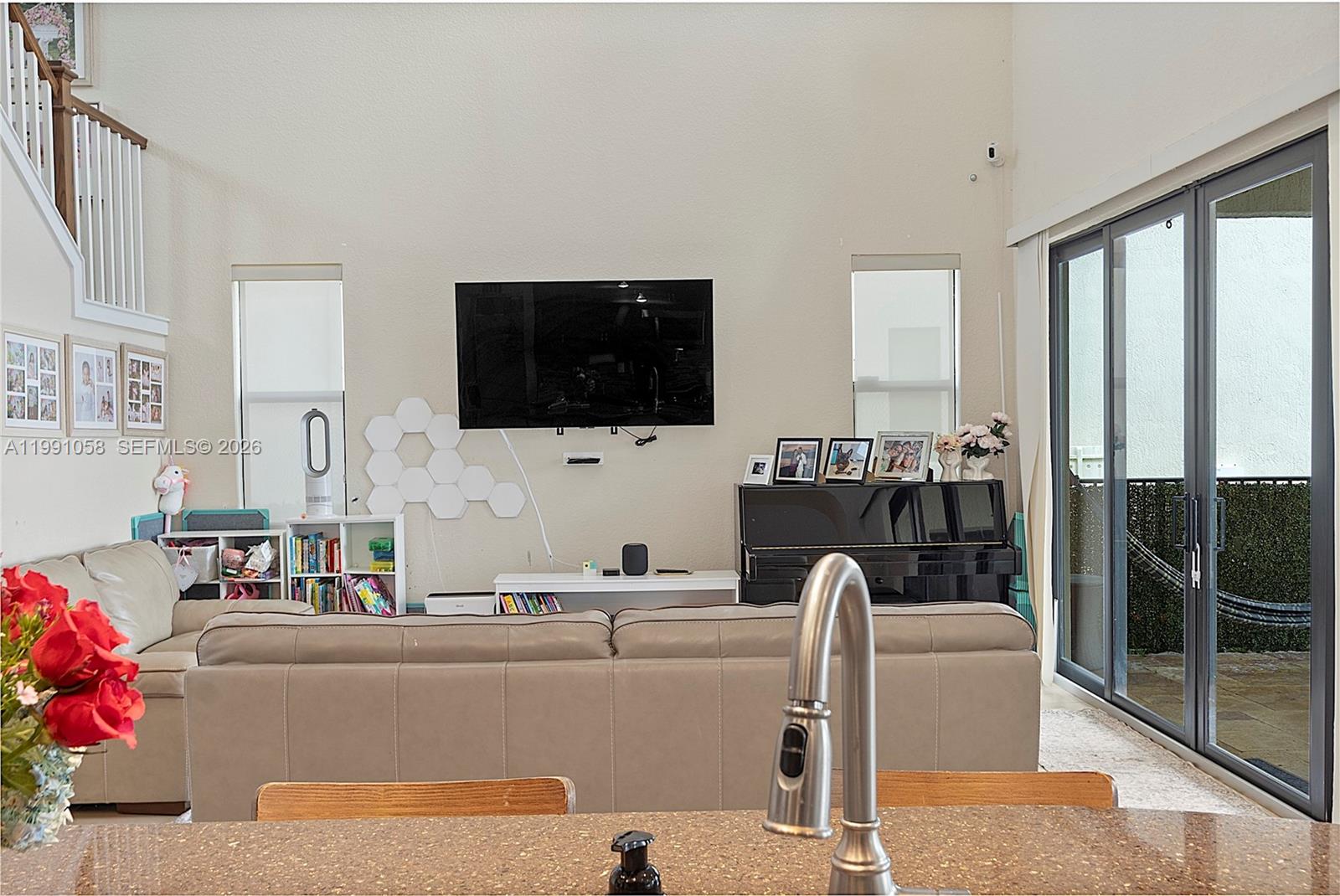 PEMBROKE LAKES SOUTH - Residential