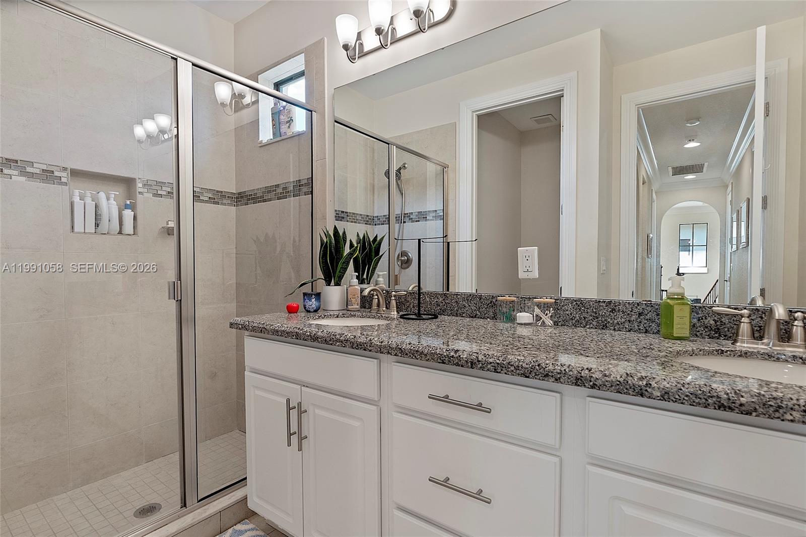 PEMBROKE LAKES SOUTH - Residential