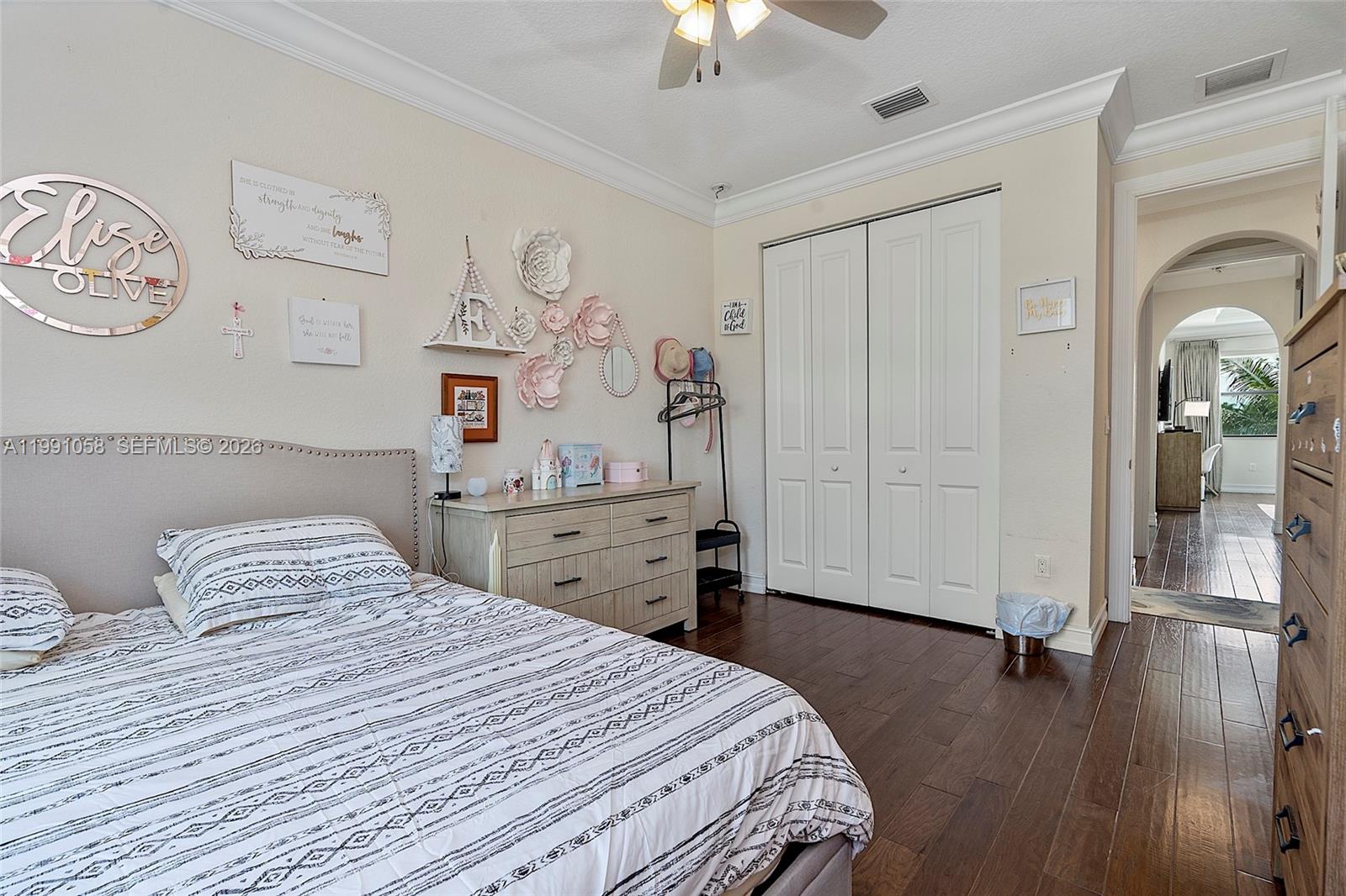 PEMBROKE LAKES SOUTH - Residential