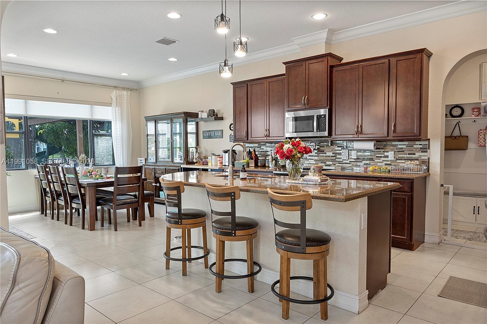 PEMBROKE LAKES SOUTH - Residential