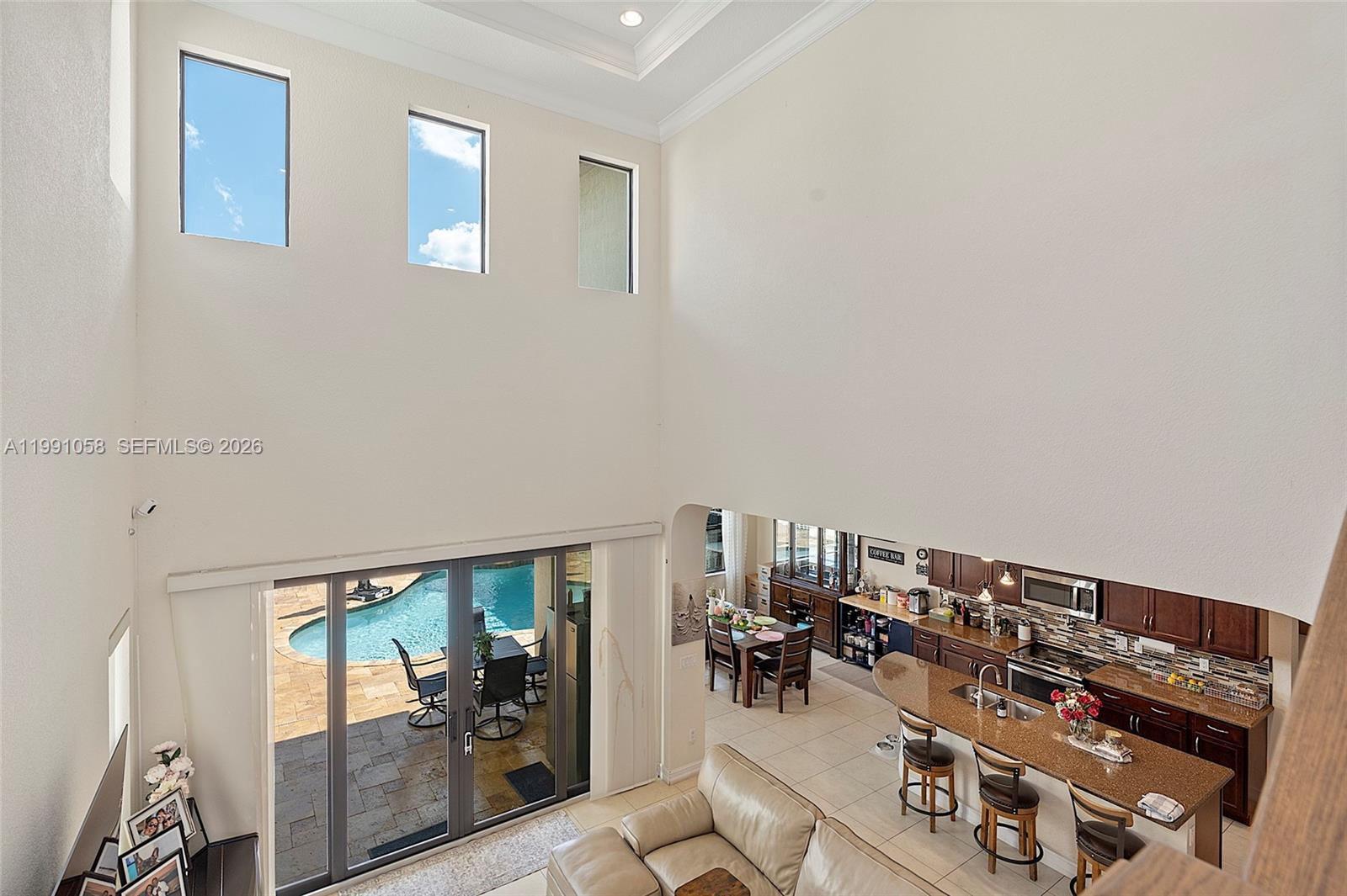 PEMBROKE LAKES SOUTH - Residential