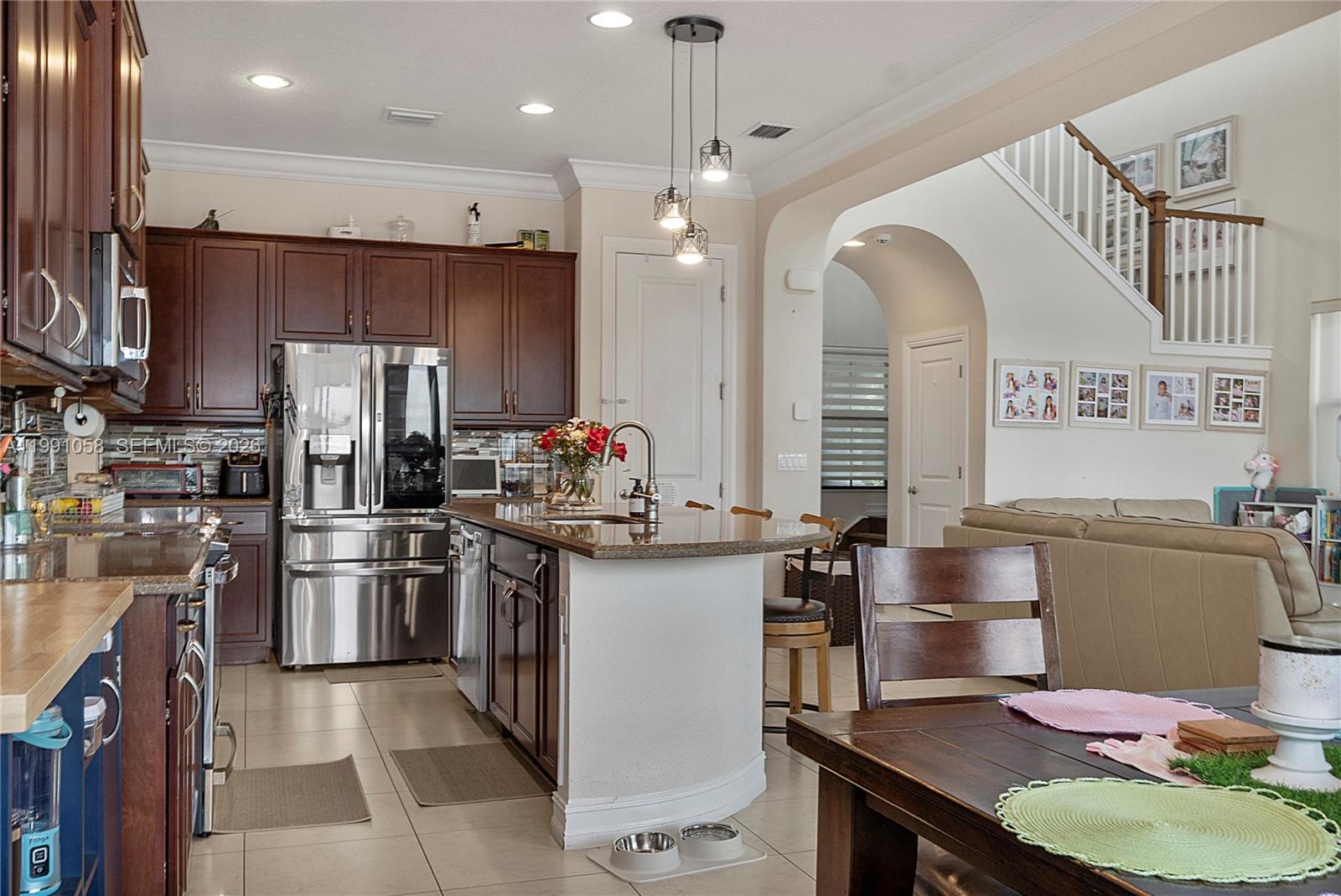 PEMBROKE LAKES SOUTH - Residential