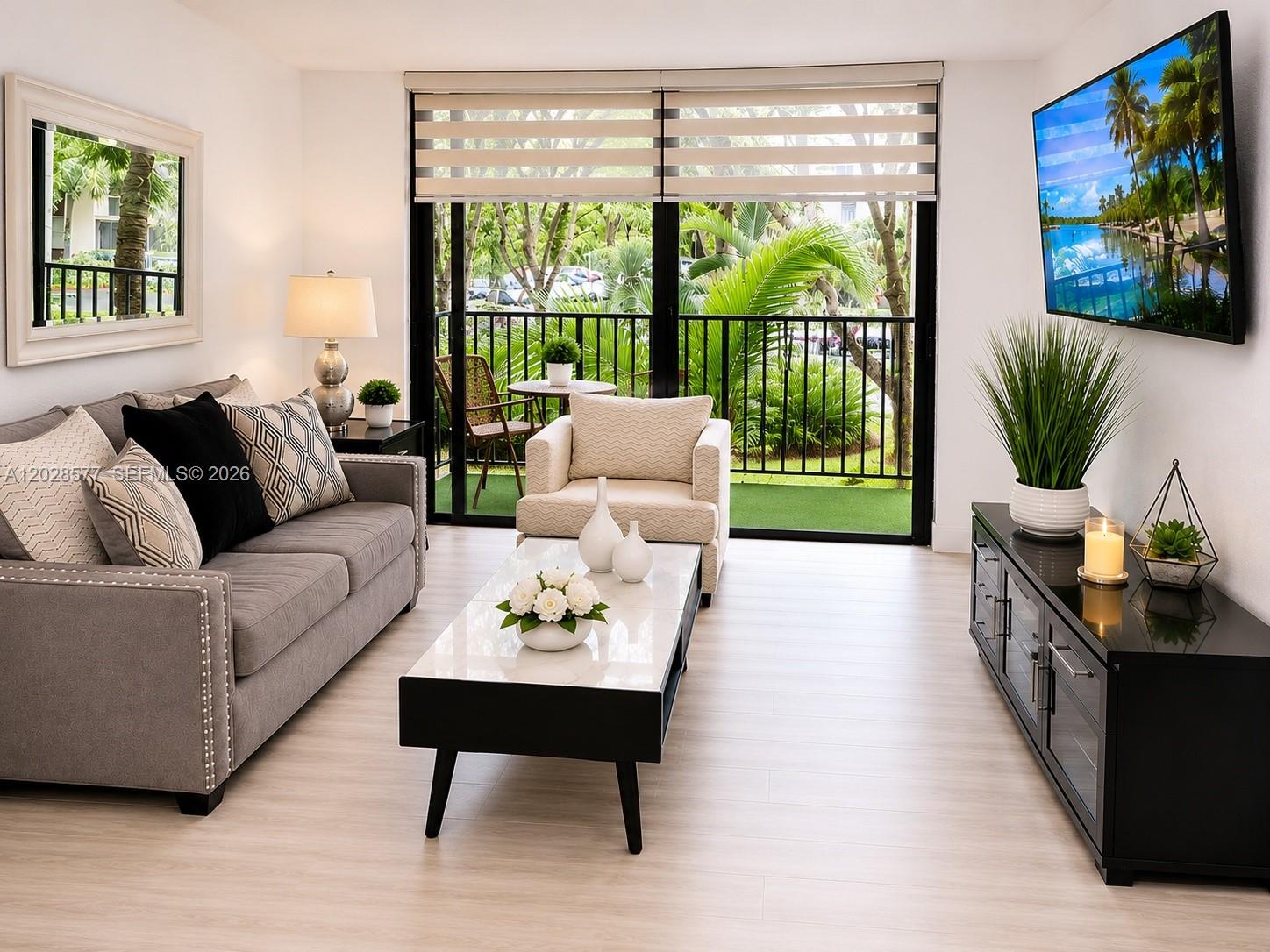 PROMENADE AT KENDALE LAKE - Residential