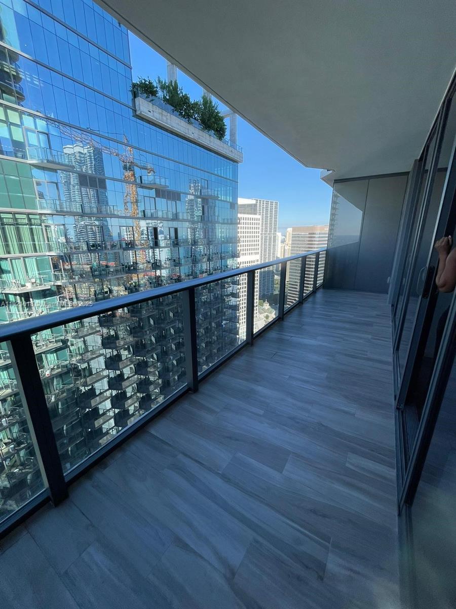 801 SMA RESIDENCES CONDO - Residential Lease