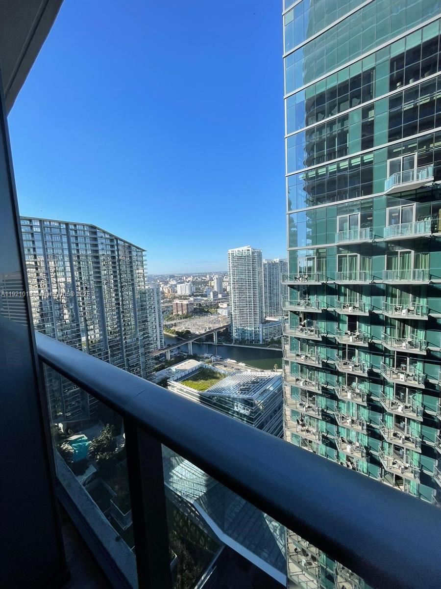 801 SMA RESIDENCES CONDO - Residential Lease