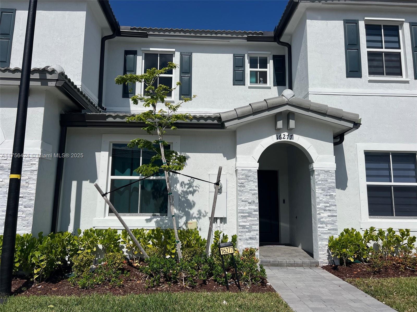 Rental Property at Address Not Disclosed, Homestead, Miami-Dade County, Florida - Bedrooms: 3 
Bathrooms: 3  - $2,400 MO.
