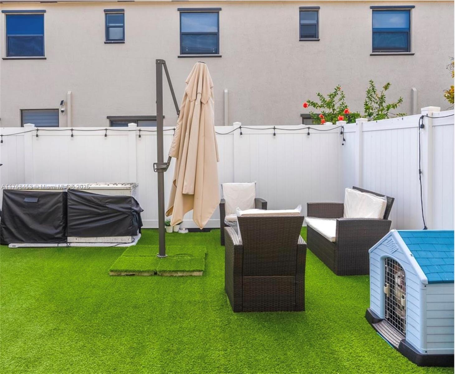 AQUABELLA NORTH - Residential