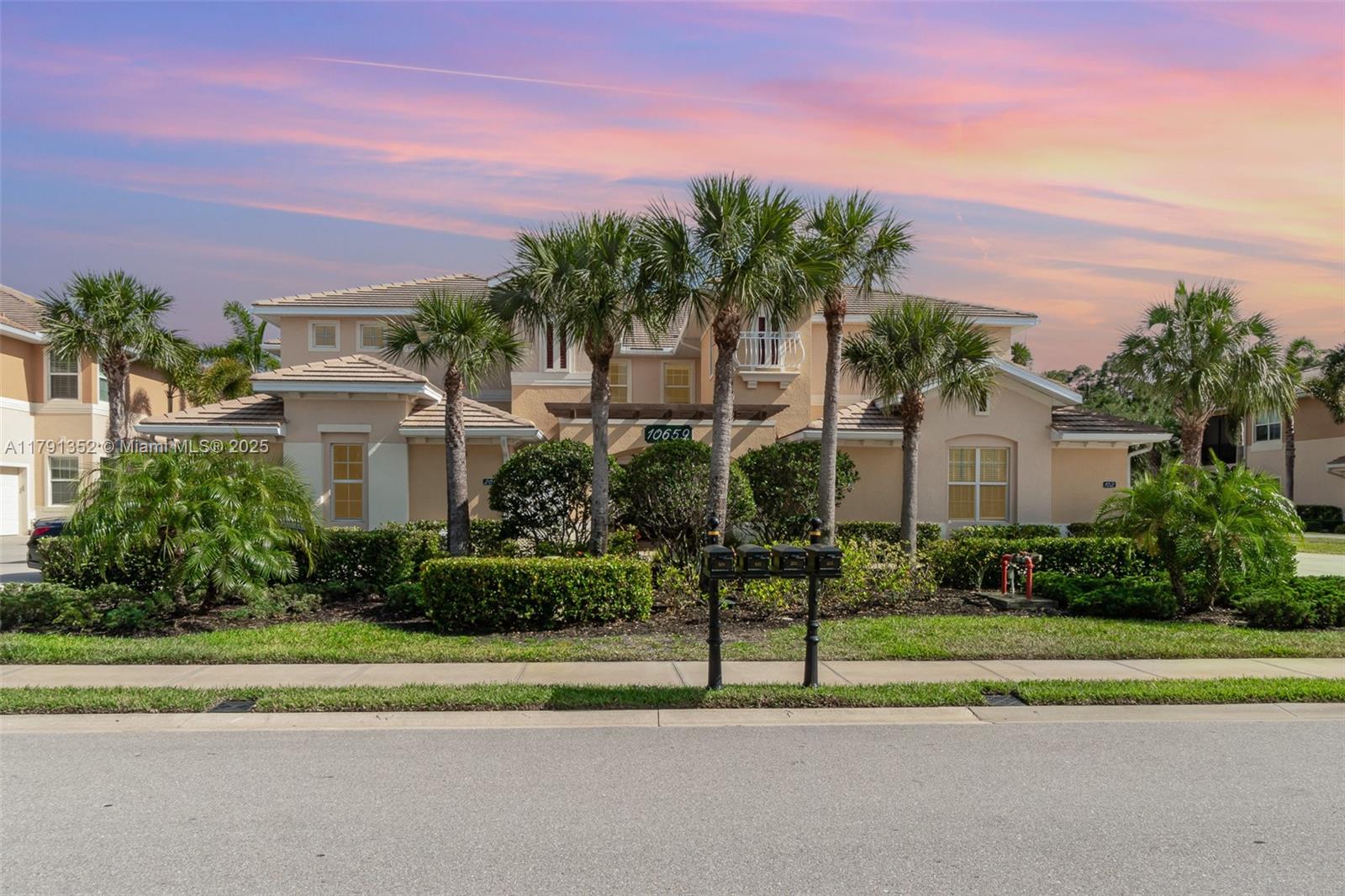 Property for Sale at 10659 Pelican Preserve Blvd 102-B, Fort Myers, Lee County, Florida - Bedrooms: 3 
Bathrooms: 2  - $549,000