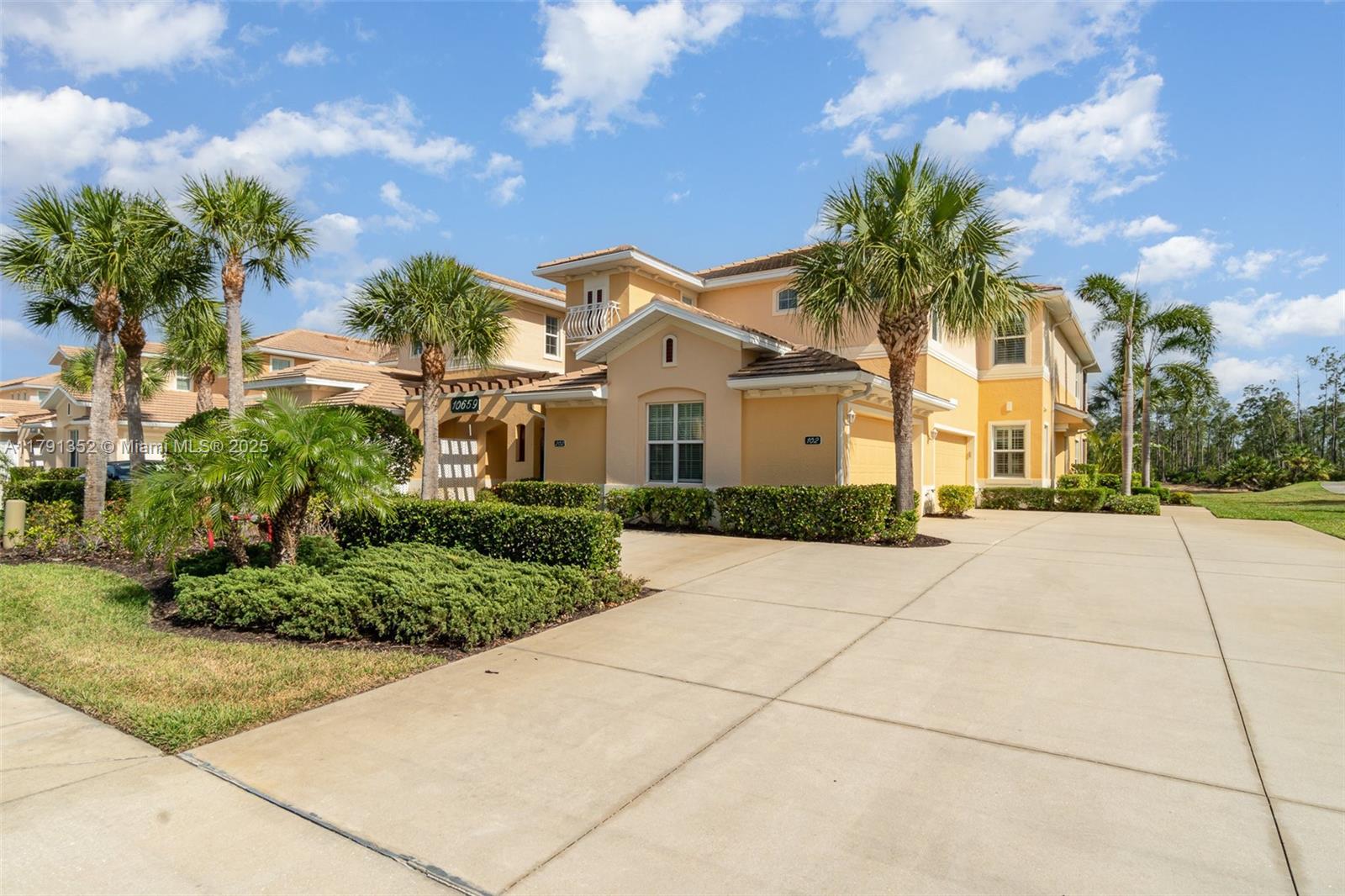 10659 Pelican Preserve Blvd 102-B