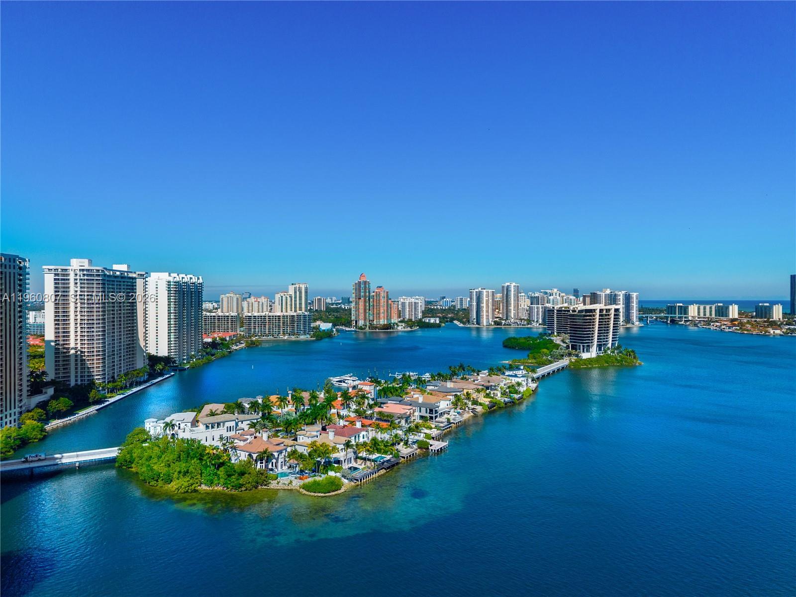 ISLAND ESTATES - Residential