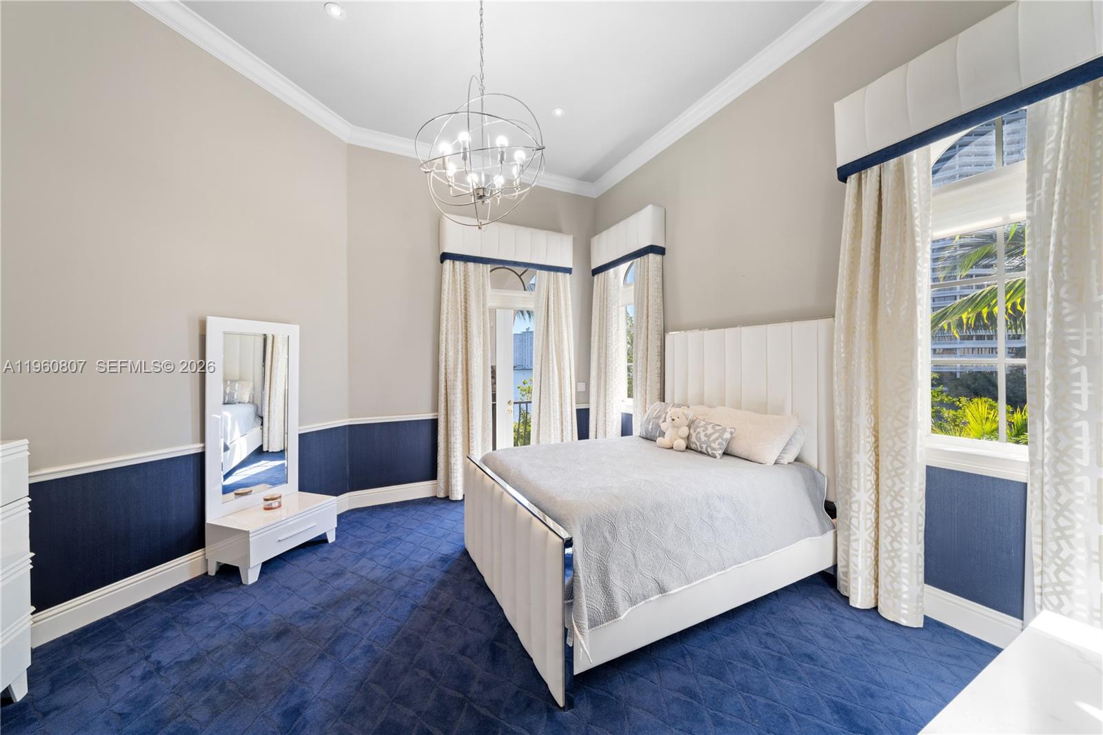 ISLAND ESTATES - Residential