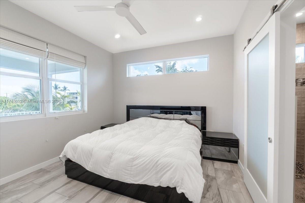 COCO PLUM BEACH - Residential