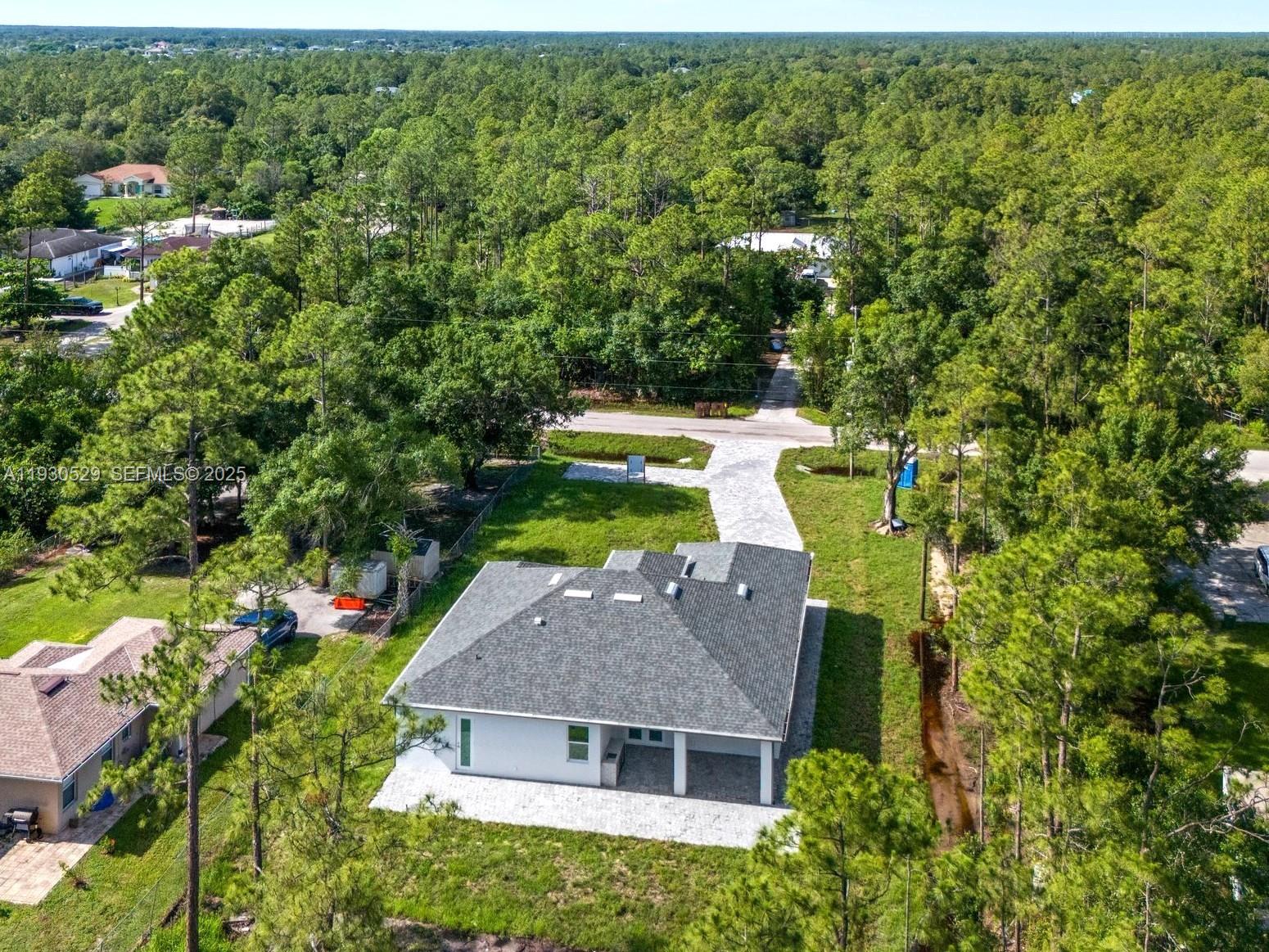 GOLDEN GATE ESTATES - Residential