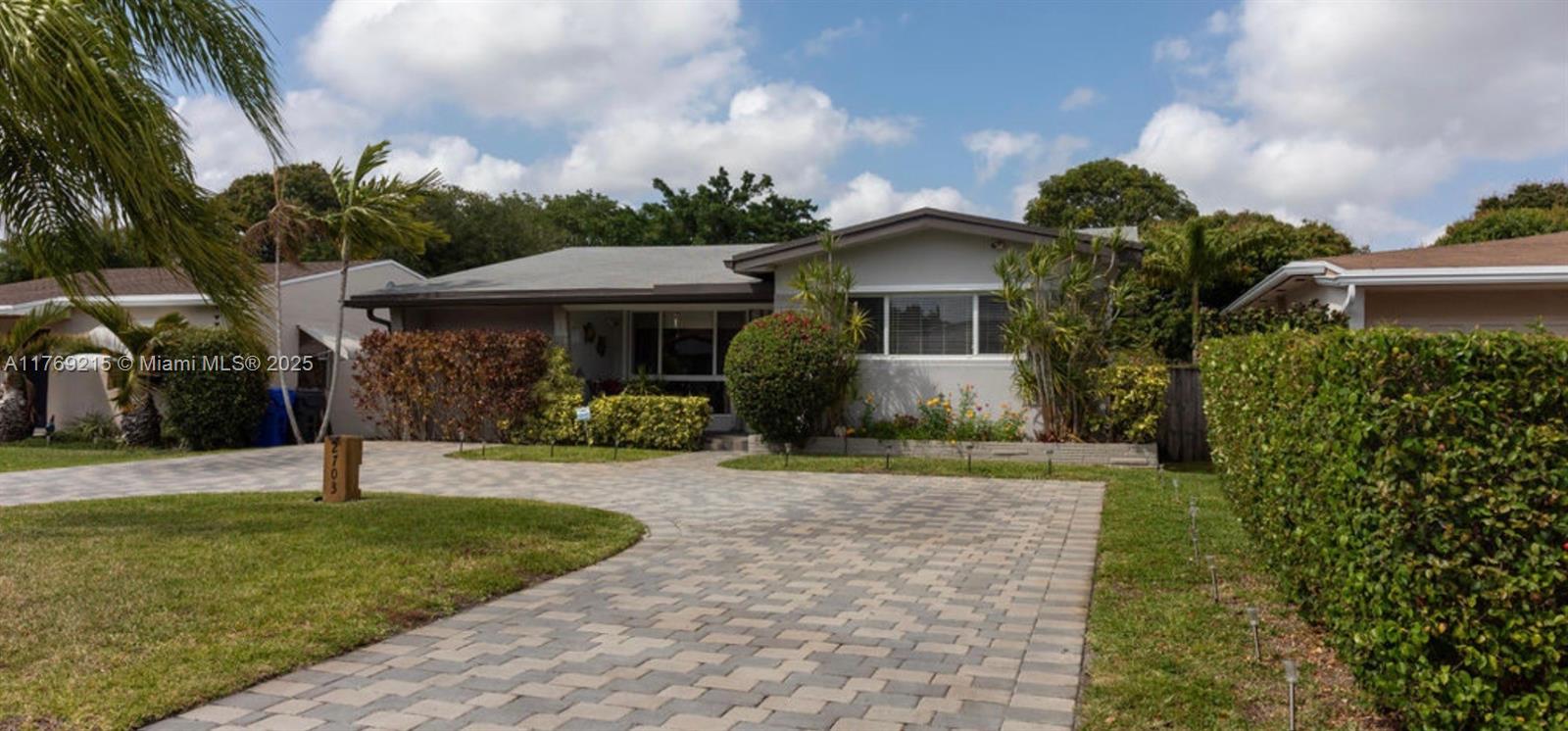 Property for Sale at 2703 Madison St, Hollywood, Broward County, Florida - Bedrooms: 3 
Bathrooms: 2  - $620,000