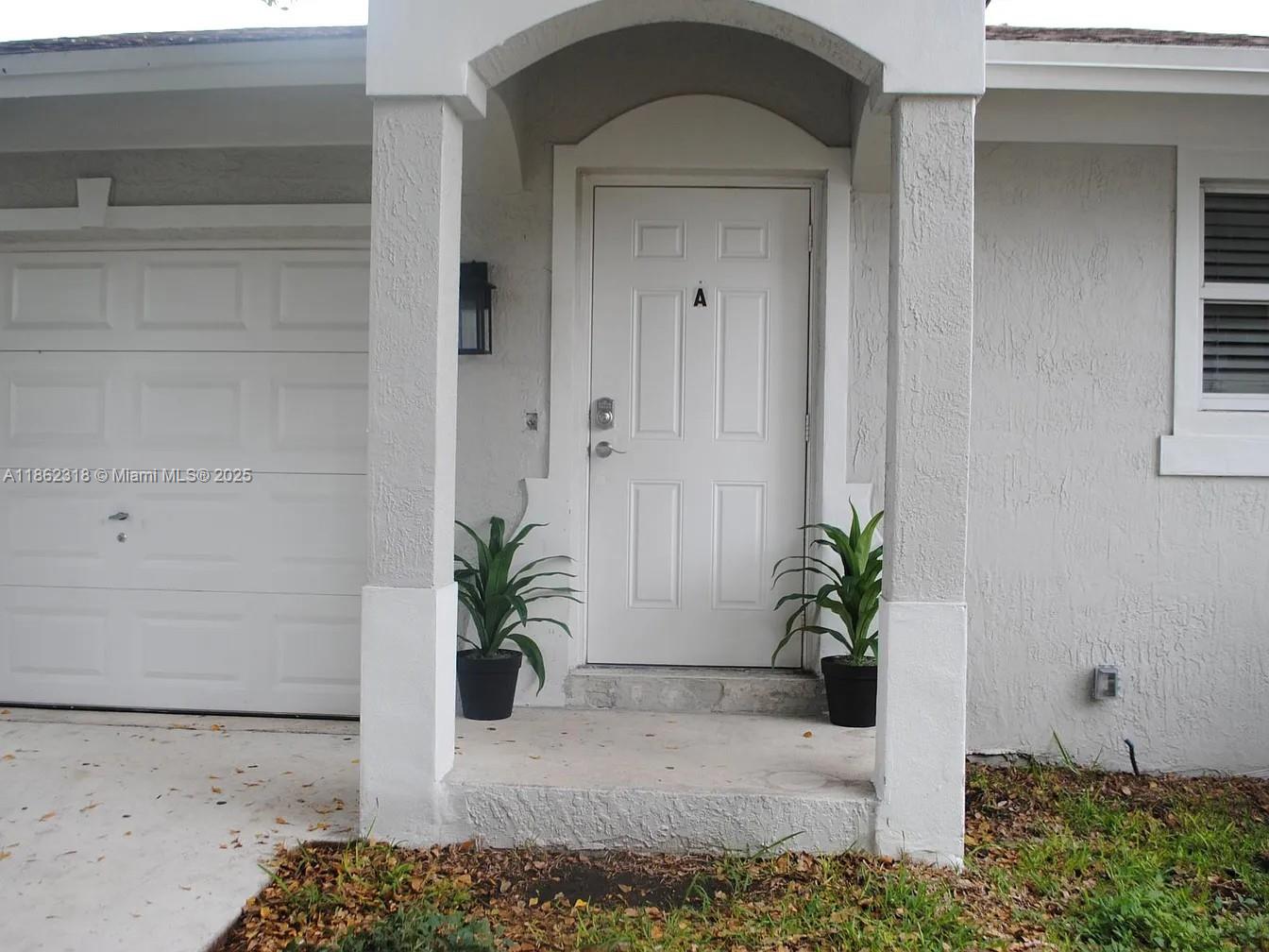 Spacious 2-Bedroom, 2-Bath in Downtown Hollywood! Live in the heart of vibrant Downtown Hollywood just blocks from Young Circle and only minutes to Hollywood Beach. This large 2/2 offers an open layout with generous living and dining areas, a modern kitchen, and oversized bedrooms with plenty of closet space. Enjoy the convenience of being surrounded by dining, shopping, entertainment, and arts, all within walking distance. Quick access to the beach, I-95, and Fort Lauderdale International Airport, this location can’t be beat. Quick & Easy Approval Process, No HOA.