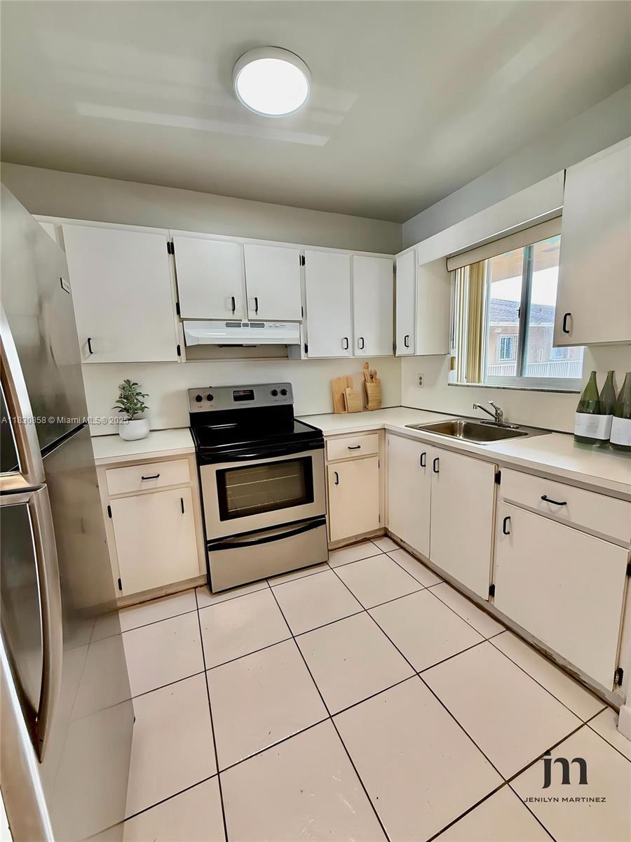 3011 W 76th St A-205