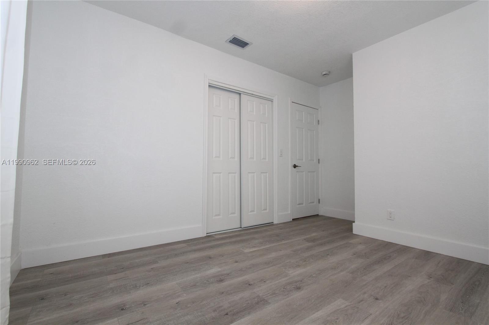 CHERRY HILLS - Residential