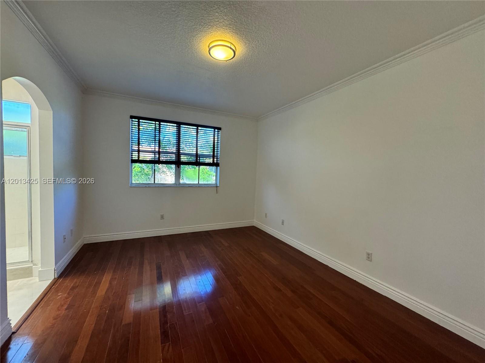 VILLAS AT HARBOR ISLES CO - Residential Lease