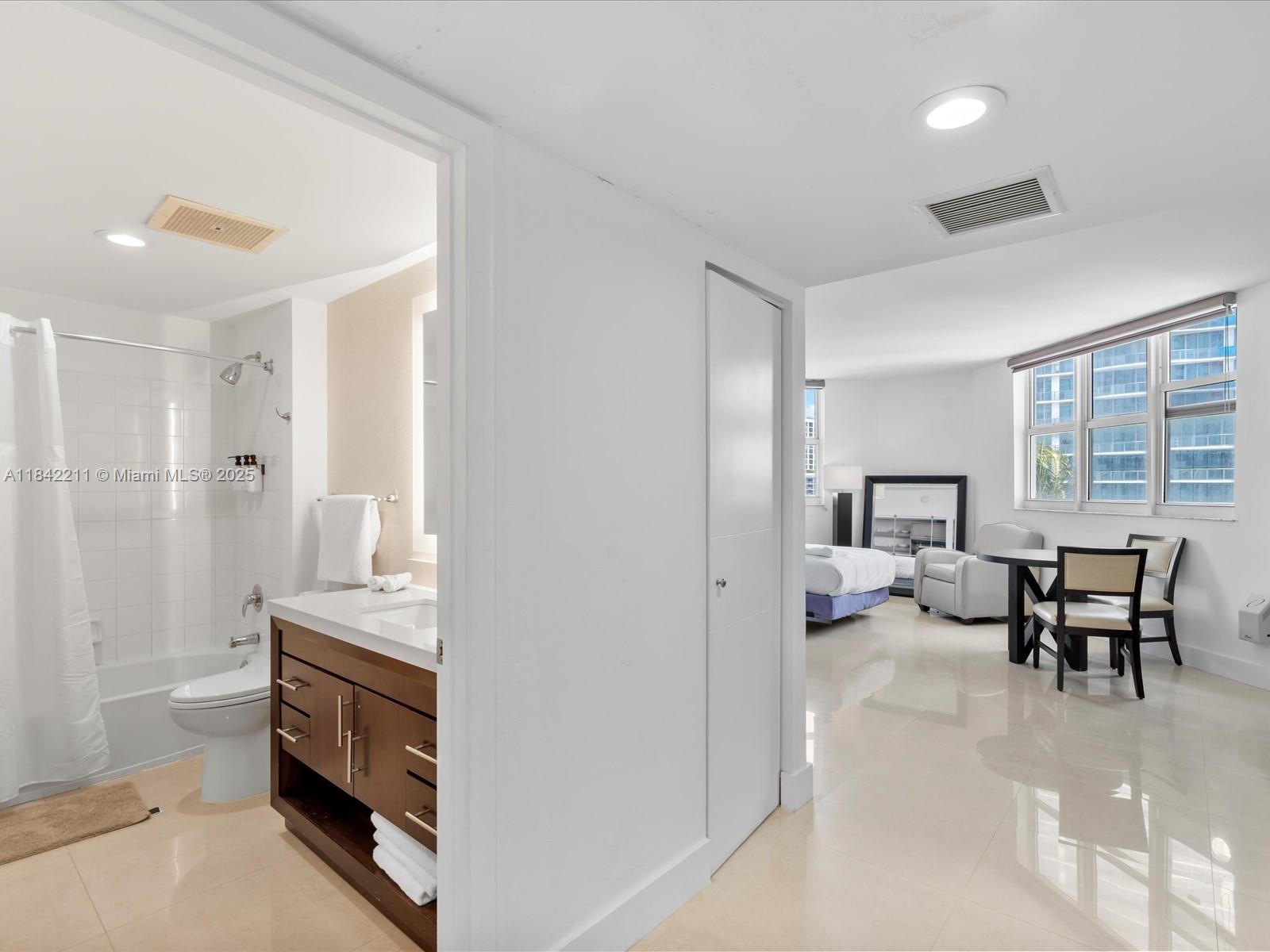 OCEAN POINT BEACH CLUB CO - Residential