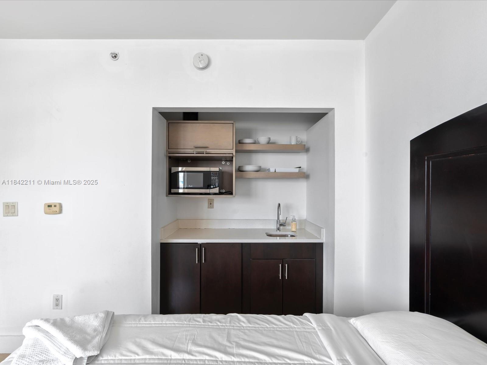 OCEAN POINT BEACH CLUB CO - Residential