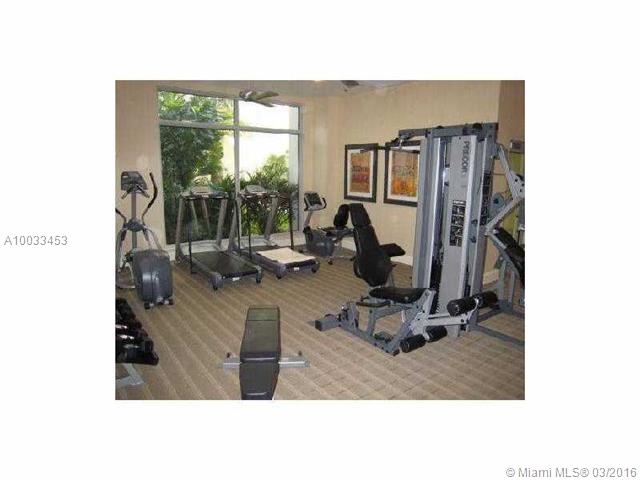 RADIUS CONDO - Residential Lease