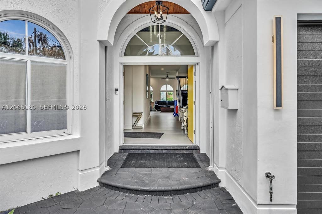 Photo of 2521 Center Ave, Fort Lauderdale, FL 33305 (MLS # A12065189)