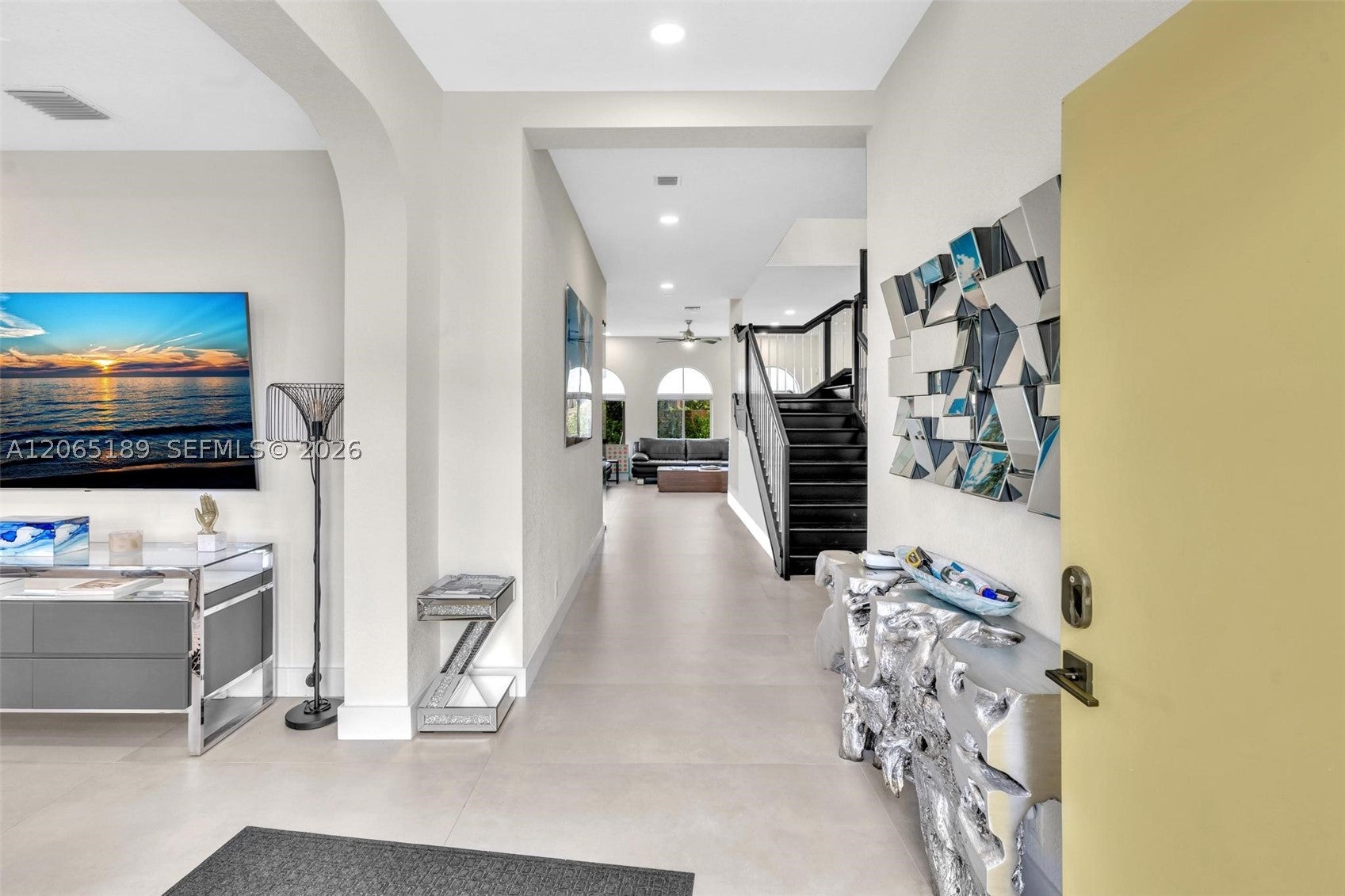 2521 Center Ave