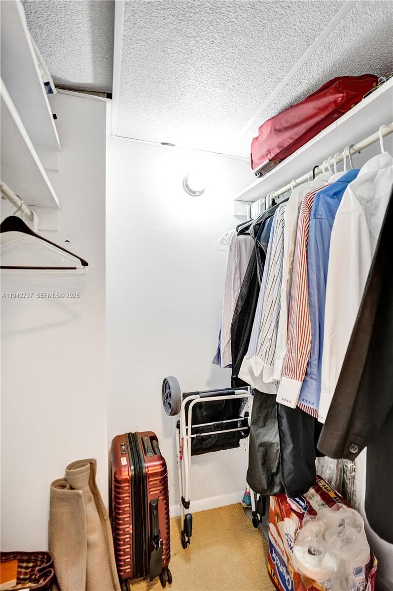 ARLEN HOUSE CONDO - Residential