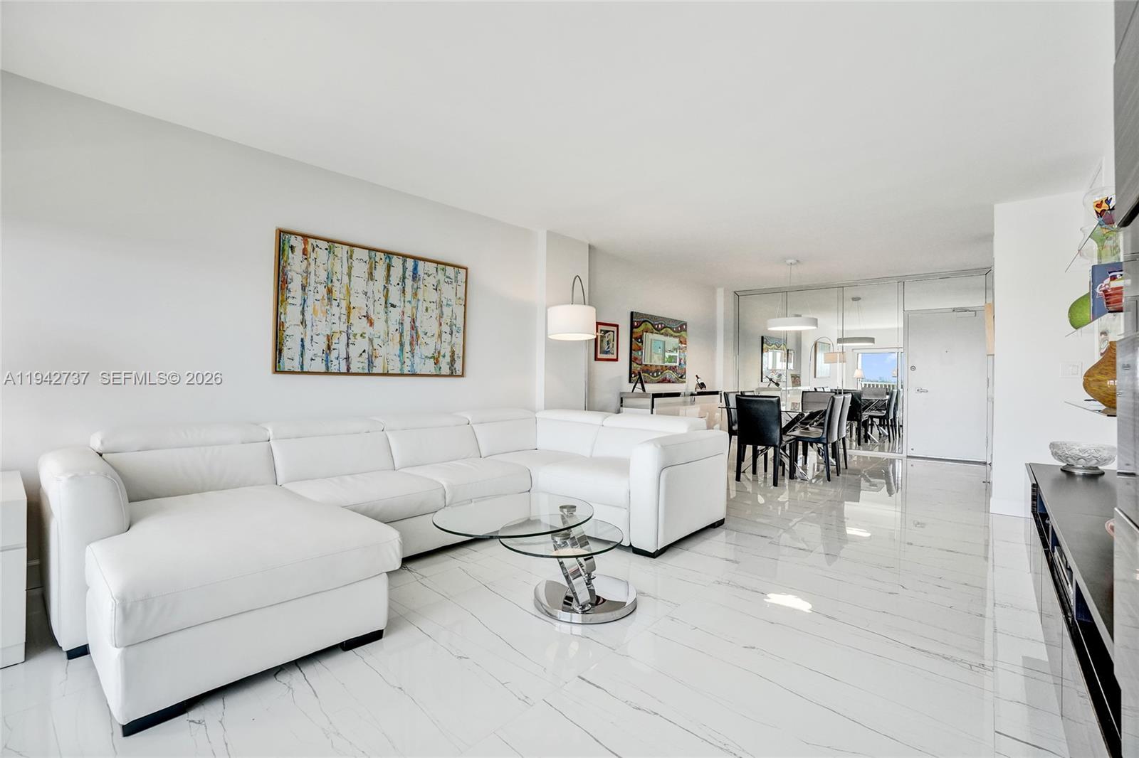 ARLEN HOUSE CONDO - Residential