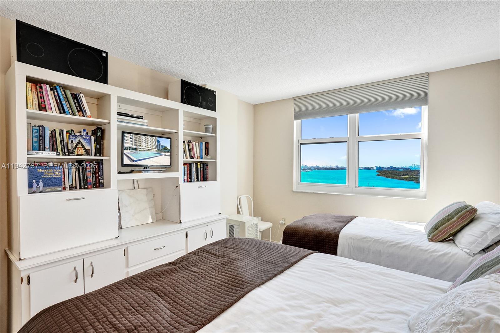 ARLEN HOUSE CONDO - Residential