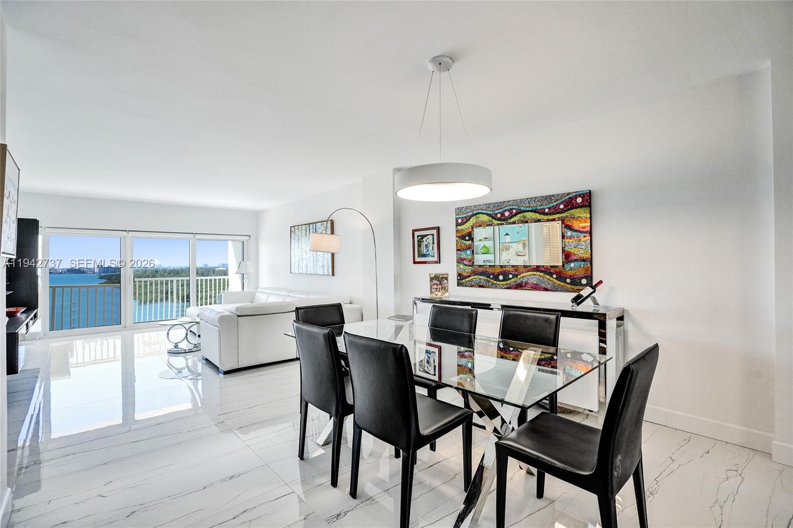 ARLEN HOUSE CONDO - Residential