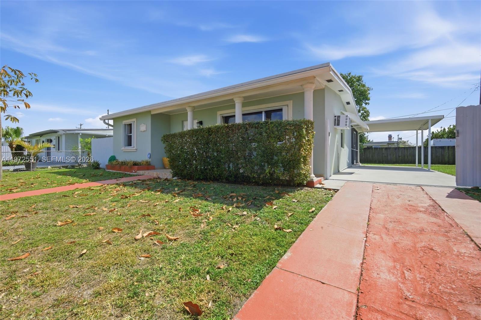 WESTWOOD LAKE 10TH ADDN - Residential