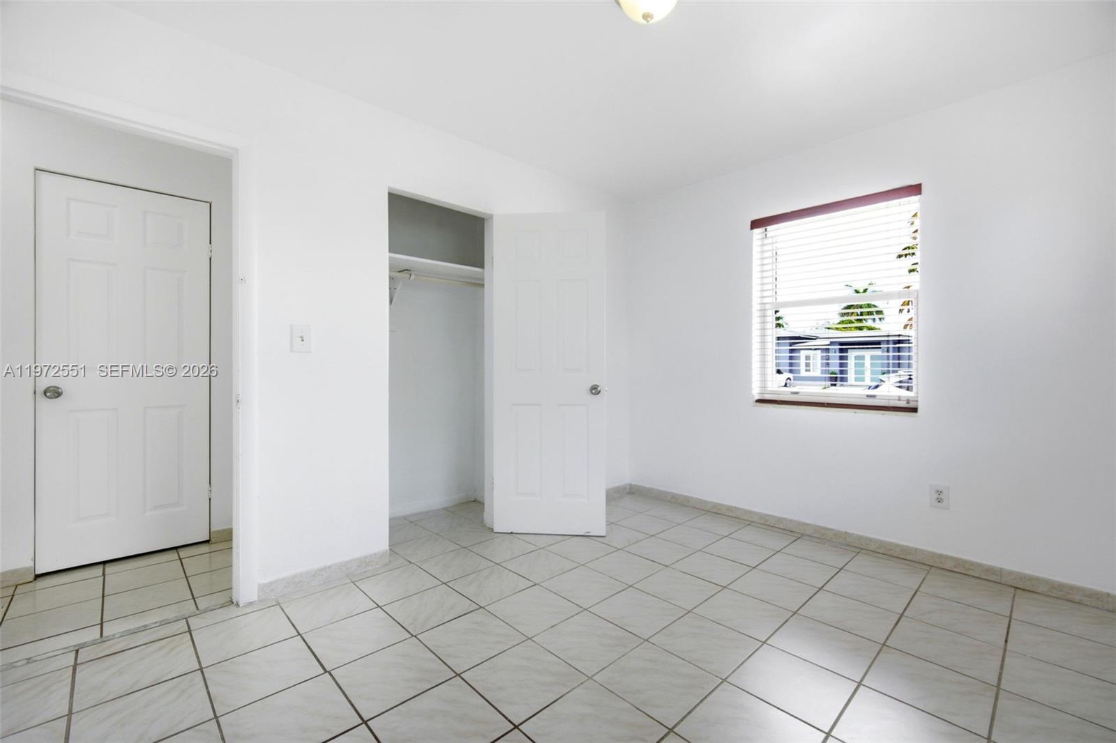 WESTWOOD LAKE 10TH ADDN - Residential