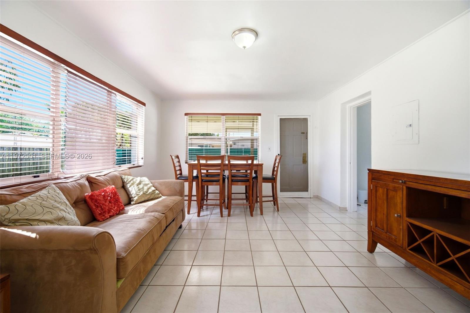 WESTWOOD LAKE 10TH ADDN - Residential