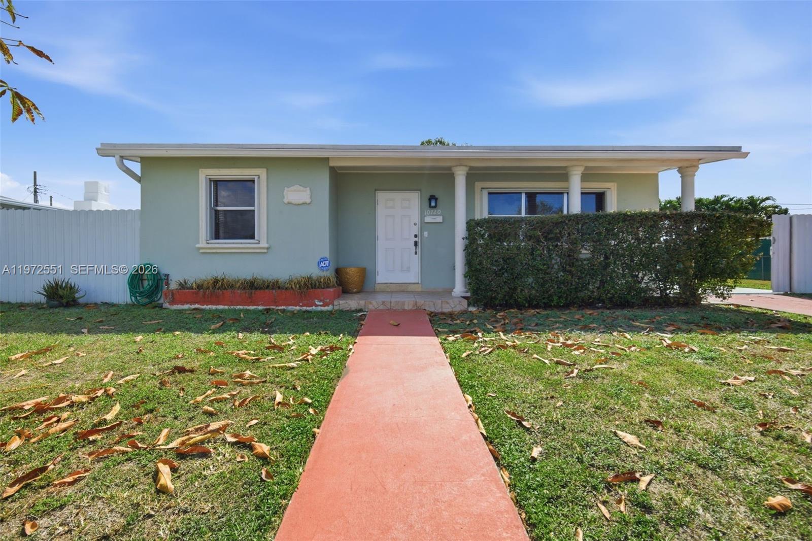 WESTWOOD LAKE 10TH ADDN - Residential