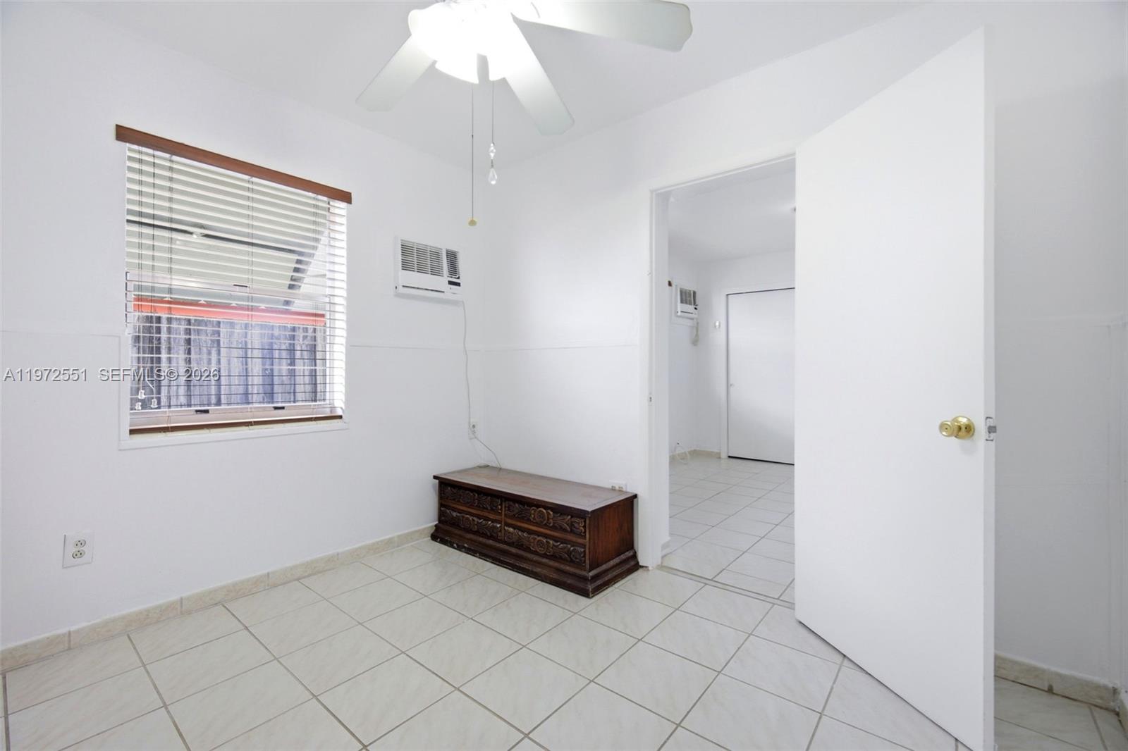 WESTWOOD LAKE 10TH ADDN - Residential