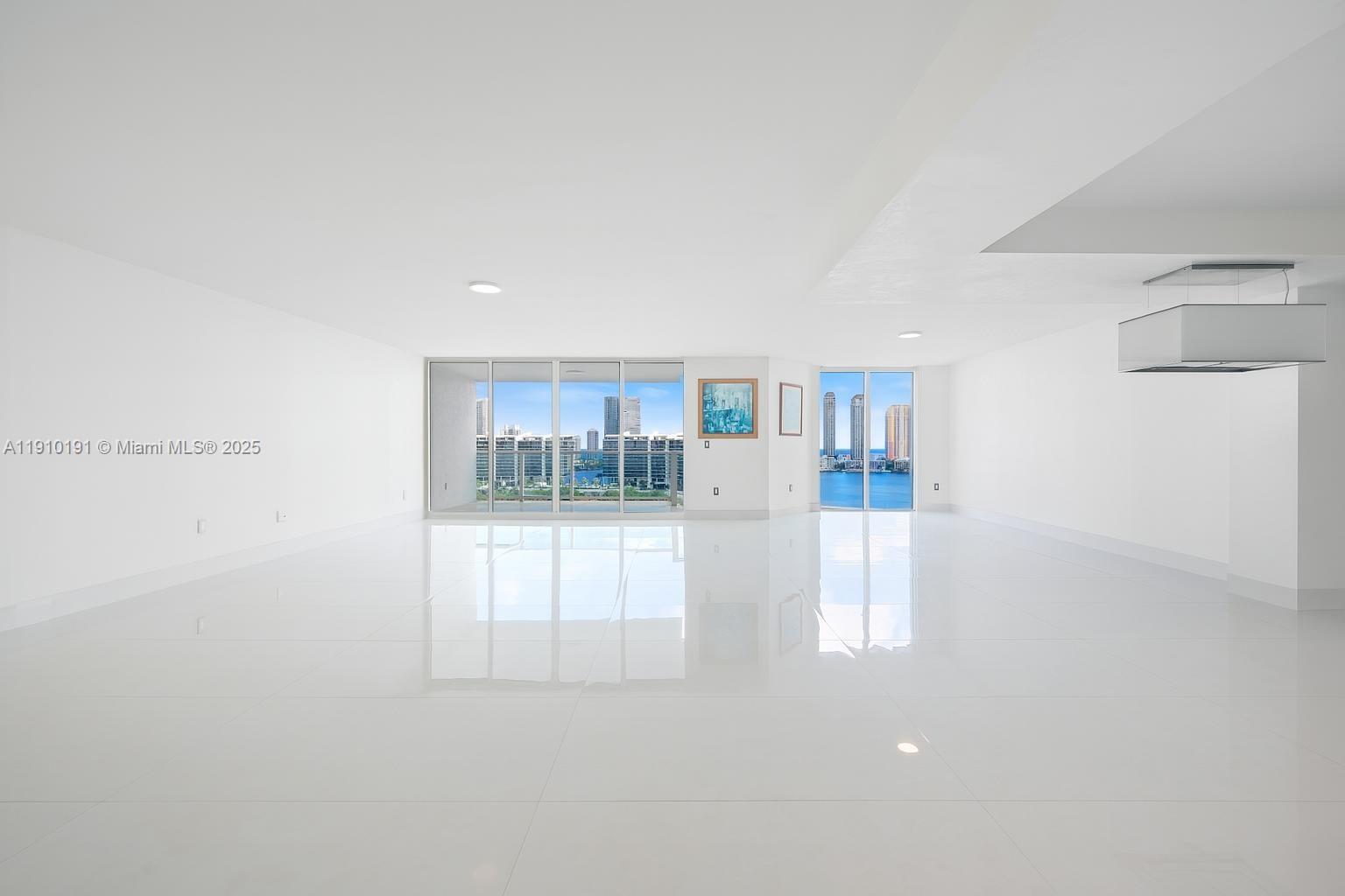 THE PENINSULA CONDO - Residential