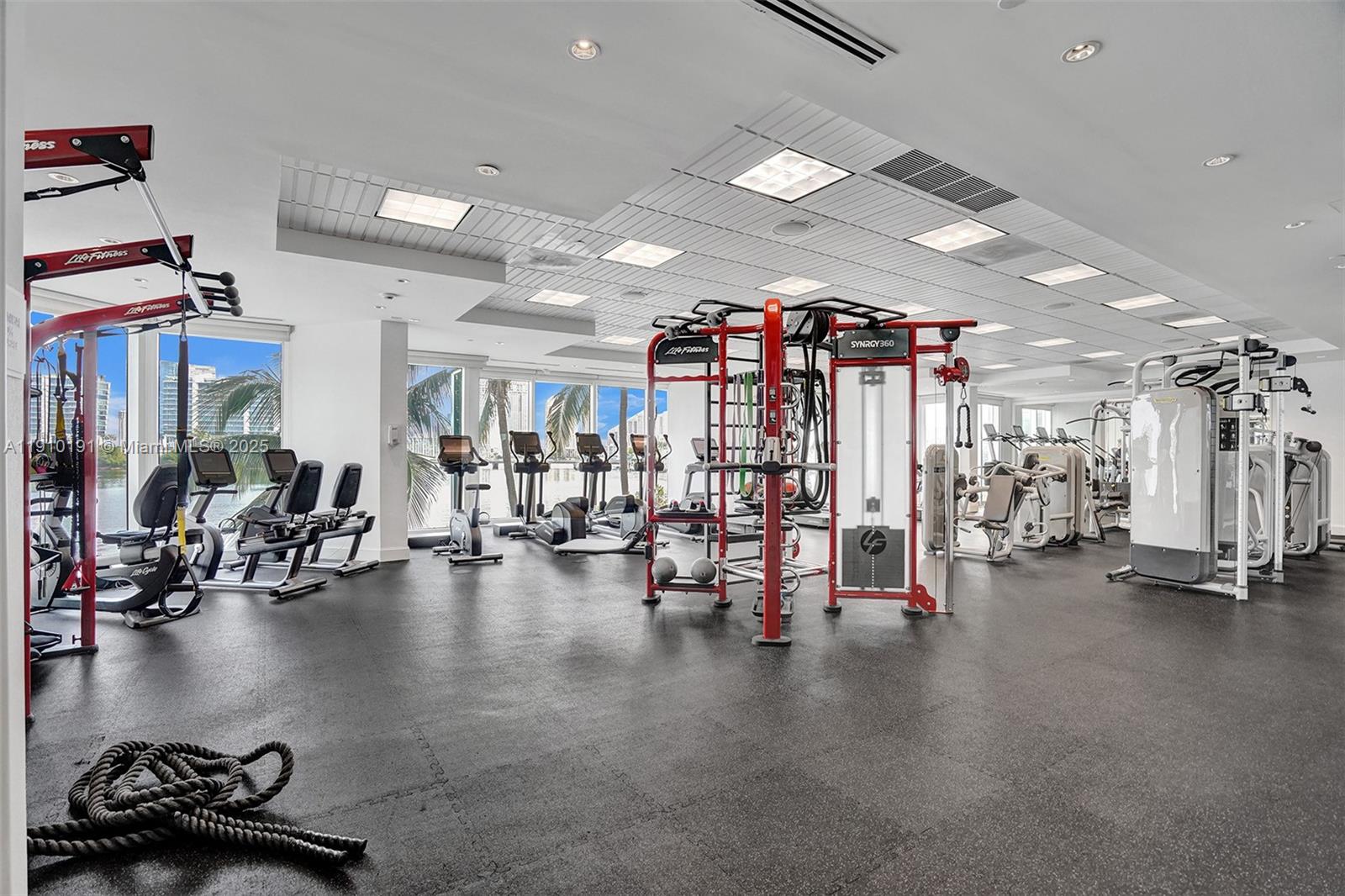 THE PENINSULA CONDO - Residential