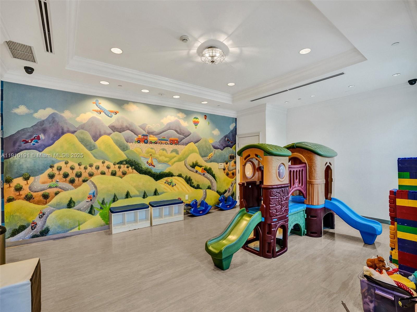 THE PENINSULA CONDO - Residential