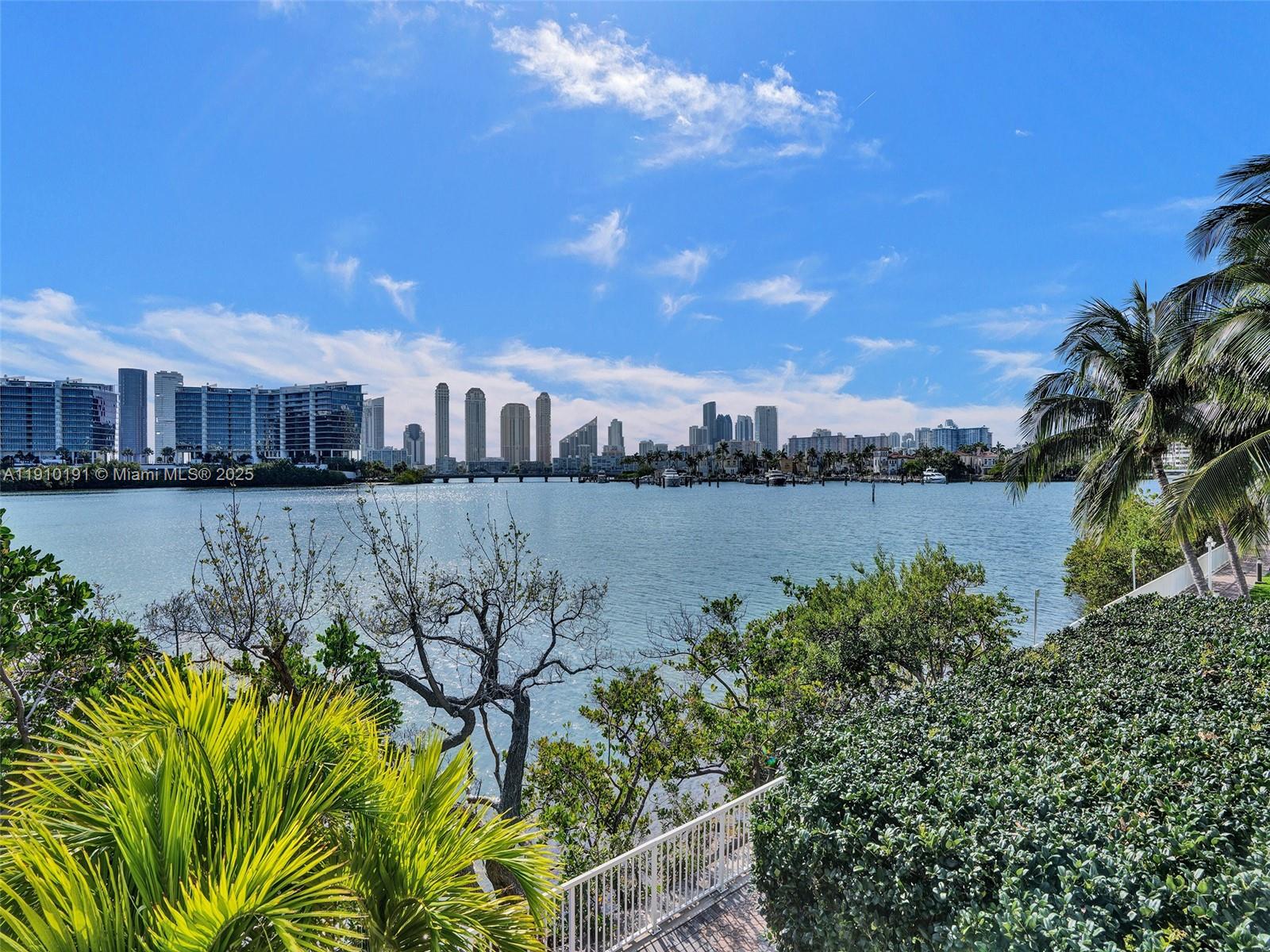 THE PENINSULA CONDO - Residential