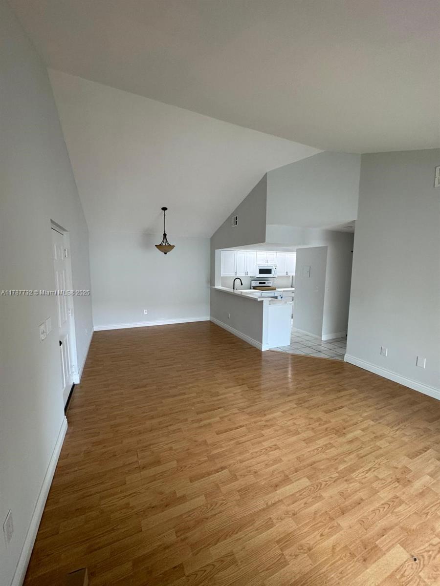 18880 NW 57th Ave 306