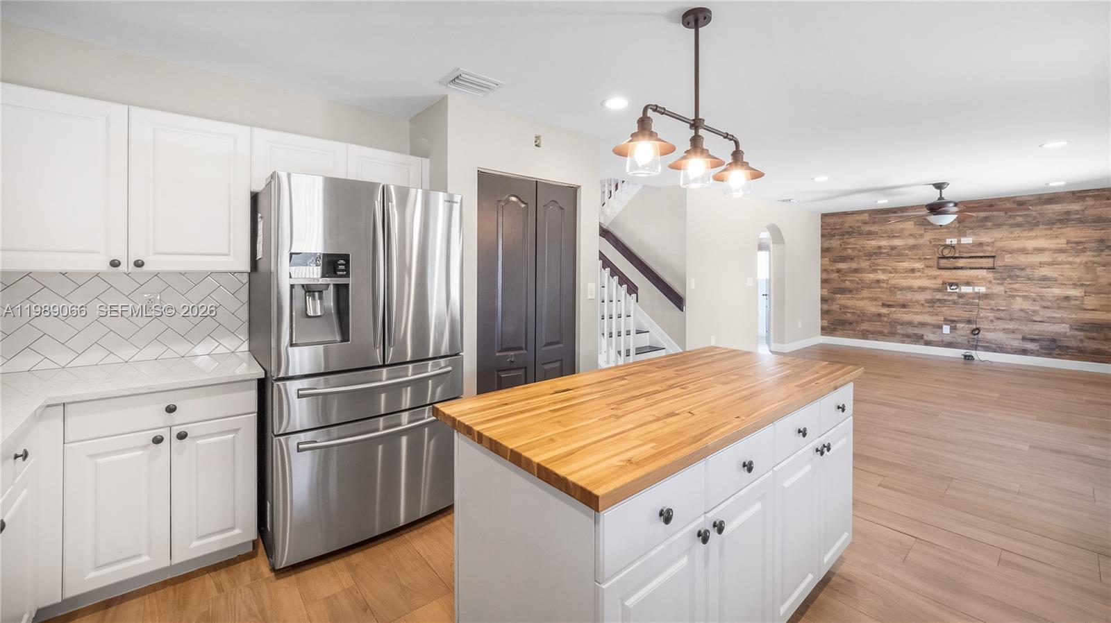 LAKES BY THE BAY SEC 14 - Residential