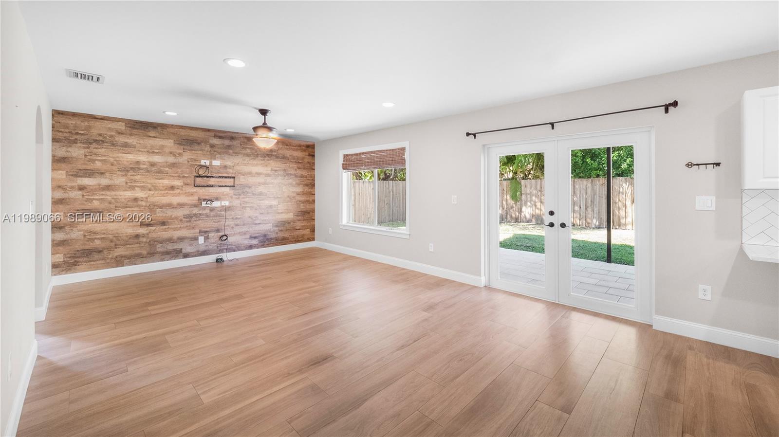 LAKES BY THE BAY SEC 14 - Residential