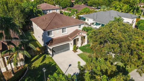 Townhomes and Villas with Garages For Sale in Miami-Dade County, FL 49 8933 SW 212th Ln Cutler Bay FL 33189