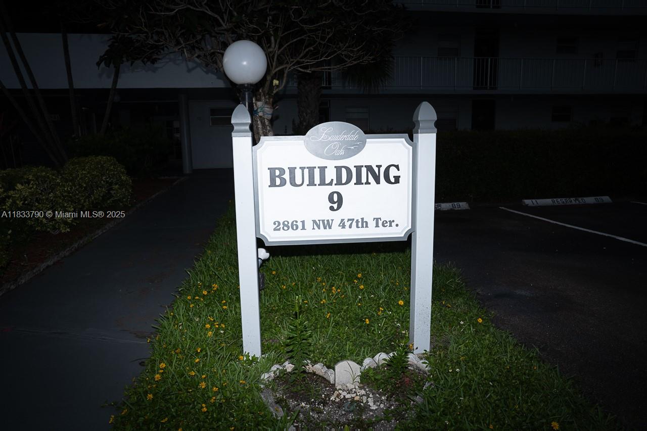 LAUDERDALE OAKS CONDO 7 - Residential Lease