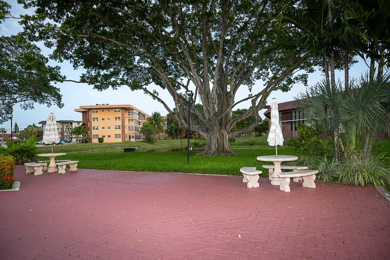 LAUDERDALE OAKS CONDO 7 - Residential Lease