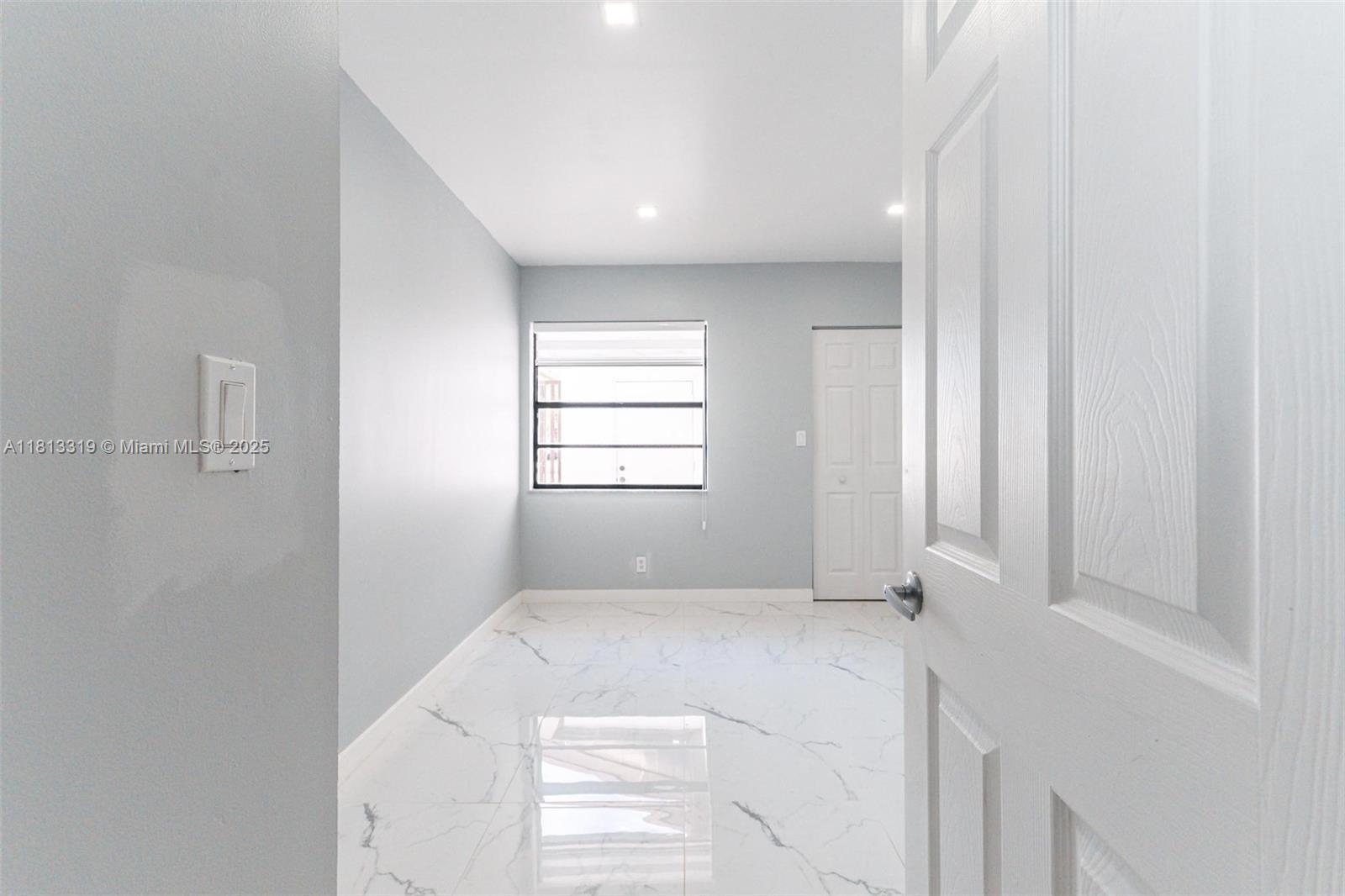 WEDGEWOOD CONDOMINIUM - Residential