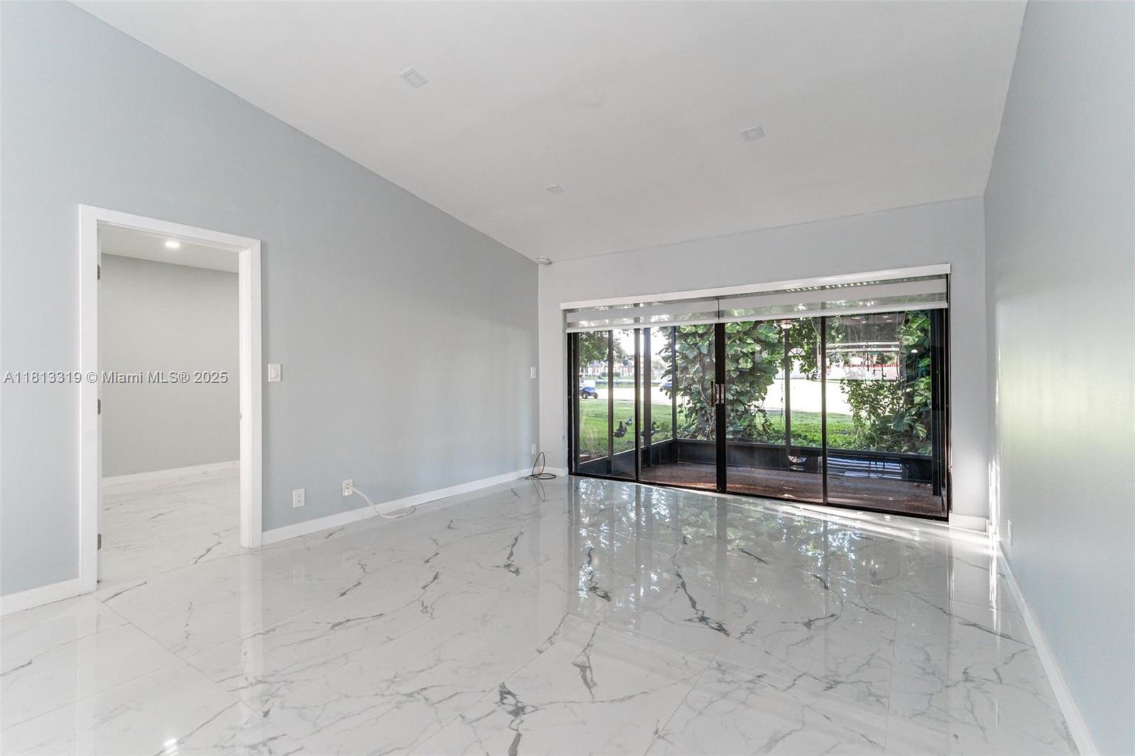 WEDGEWOOD CONDOMINIUM - Residential